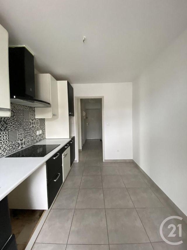 Appartement F3 &agrave; louer - 3 pi&egrave;ces - 81,17 m2 - Dax - 40 - AQUITAINE