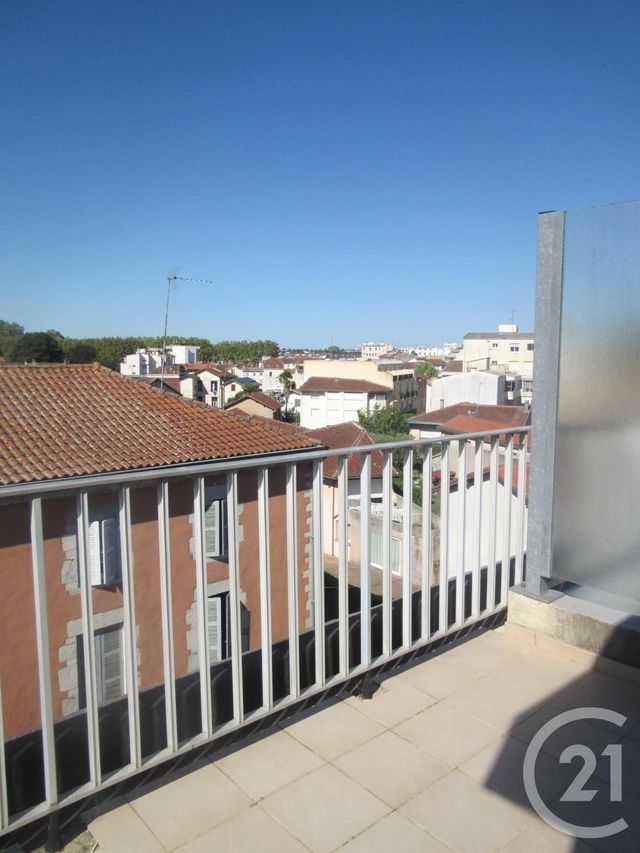 Appartement T2 &agrave; louer - 2 pi&egrave;ces - 46,50 m2 - Dax - 40 - AQUITAINE