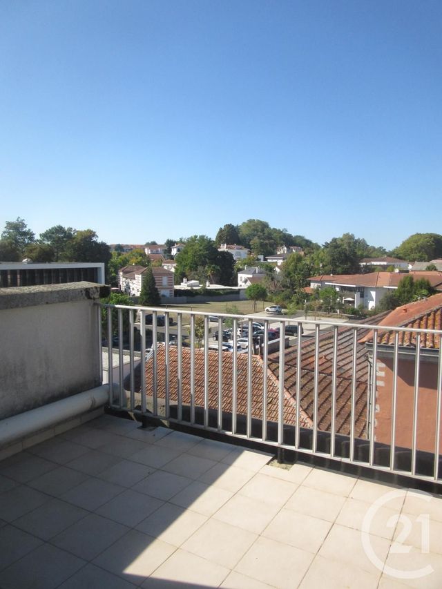 Appartement T2 &agrave; louer - 2 pi&egrave;ces - 46,50 m2 - Dax - 40 - AQUITAINE