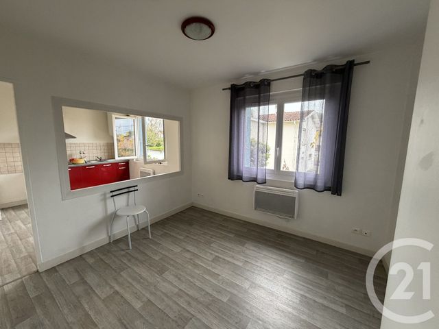 Appartement F2 &agrave; louer - 2 pi&egrave;ces - 38,15 m2 - Dax - 40 - AQUITAINE