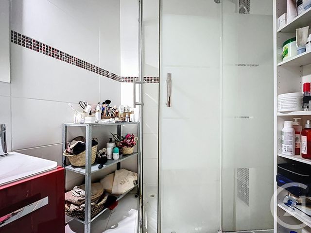 Appartement T2 &agrave; vendre - 2 pi&egrave;ces - 32,50 m2 - Paris - 75020 - ILE-DE-FRANCE