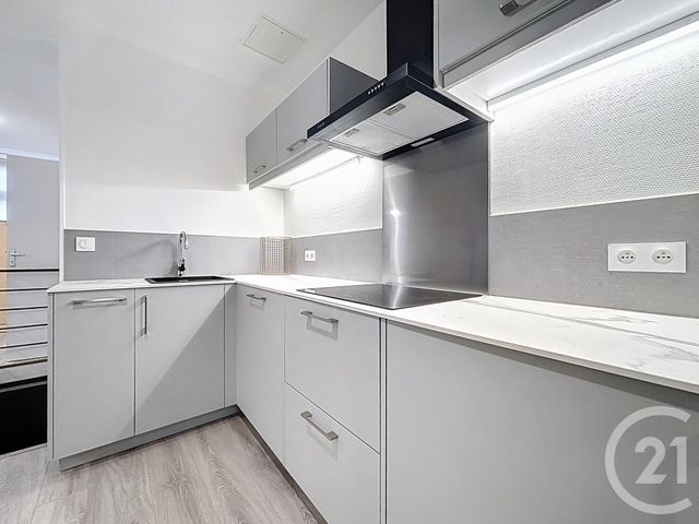Appartement F2 &agrave; louer - 2 pi&egrave;ces - 65,57 m2 - Paris - 75020 - ILE-DE-FRANCE