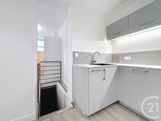 Appartement F2 &agrave; louer - 2 pi&egrave;ces - 65,57 m2 - Paris - 75020 - ILE-DE-FRANCE