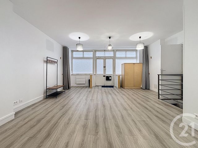 Appartement F2 &agrave; louer - 2 pi&egrave;ces - 65,57 m2 - Paris - 75020 - ILE-DE-FRANCE