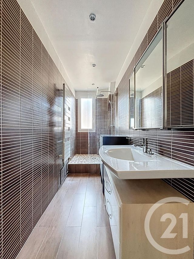 Appartement F3 &agrave; louer - 3 pi&egrave;ces - 61,12 m2 - Paris - 75020 - ILE-DE-FRANCE