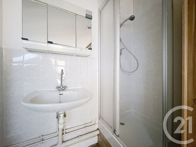 Appartement Chambre &agrave; vendre - 1 pi&egrave;ce - 10,31 m2 - Paris - 75020 - ILE-DE-FRANCE