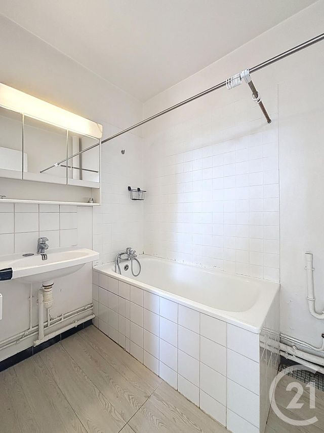 Appartement F1 &agrave; louer - 1 pi&egrave;ce - 28,02 m2 - Paris - 75020 - ILE-DE-FRANCE