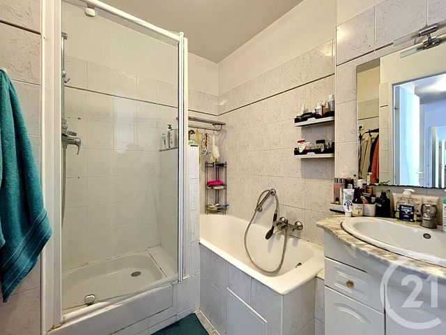 Appartement F4 &agrave; vendre - 4 pi&egrave;ces - 82,65 m2 - Bagnolet - 93 - ILE-DE-FRANCE