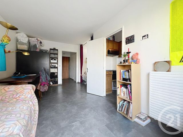 Appartement T1 &agrave; vendre - 1 pi&egrave;ce - 28,40 m2 - Paris - 75020 - ILE-DE-FRANCE