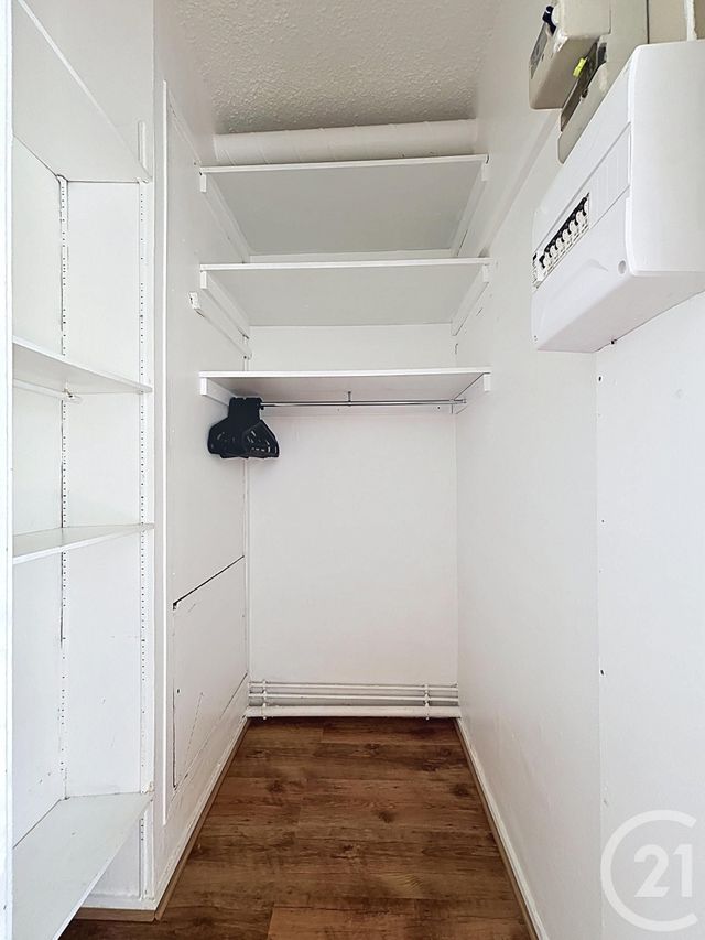 Appartement F1 &agrave; louer - 1 pi&egrave;ce - 26 m2 - Paris - 75020 - ILE-DE-FRANCE