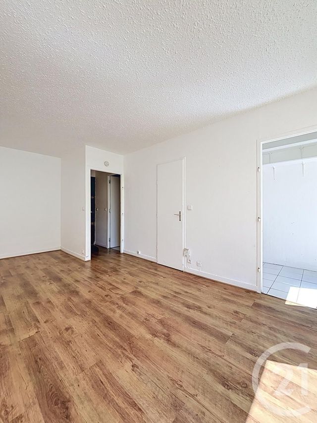 Appartement F1 &agrave; louer - 1 pi&egrave;ce - 26 m2 - Paris - 75020 - ILE-DE-FRANCE