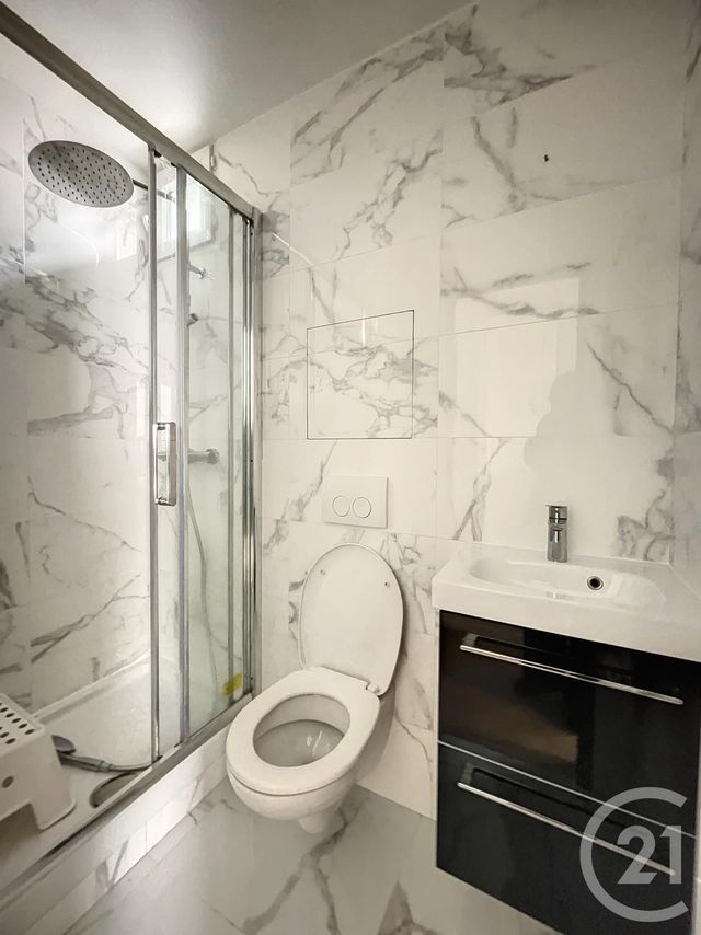 Appartement F1 &agrave; louer - 1 pi&egrave;ce - 15,85 m2 - Paris - 75020 - ILE-DE-FRANCE