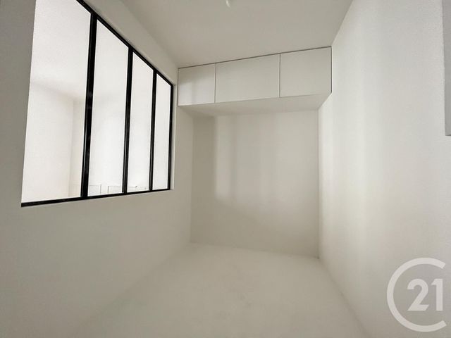 Appartement F1 &agrave; louer - 1 pi&egrave;ce - 15,85 m2 - Paris - 75020 - ILE-DE-FRANCE
