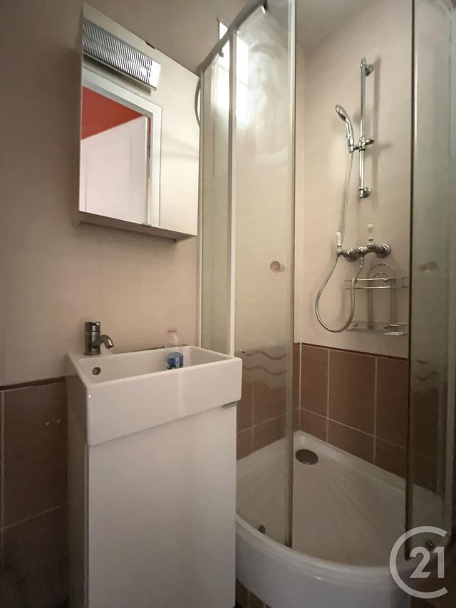Appartement F2 &agrave; louer - 2 pi&egrave;ces - 39,50 m2 - Paris - 75020 - ILE-DE-FRANCE