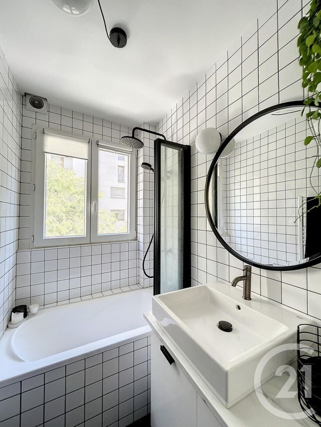 Appartement F3 &agrave; louer - 3 pi&egrave;ces - 55,10 m2 - Paris - 75020 - ILE-DE-FRANCE