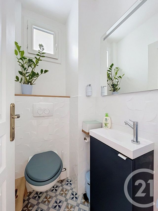 Appartement F3 &agrave; vendre - 3 pi&egrave;ces - 65,80 m2 - Paris - 75020 - ILE-DE-FRANCE