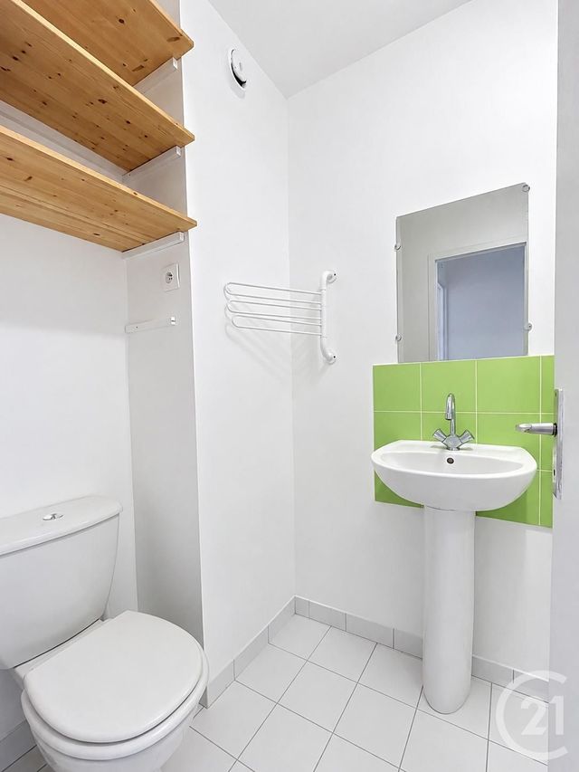 Appartement Studio &agrave; vendre - 1 pi&egrave;ce - 26,85 m2 - Paris - 75020 - ILE-DE-FRANCE