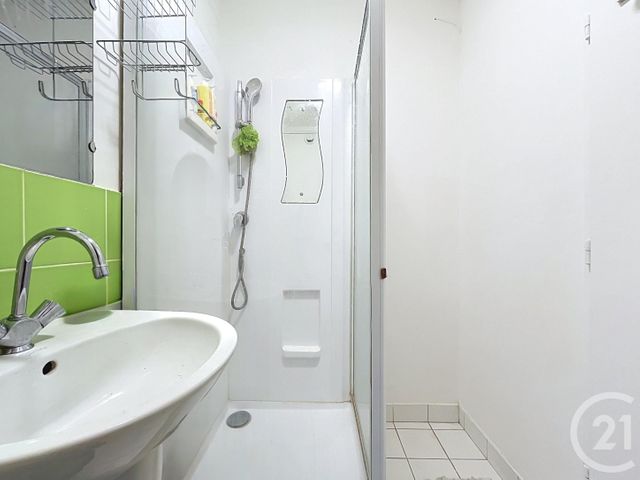 Appartement Studio &agrave; vendre - 1 pi&egrave;ce - 26,85 m2 - Paris - 75020 - ILE-DE-FRANCE