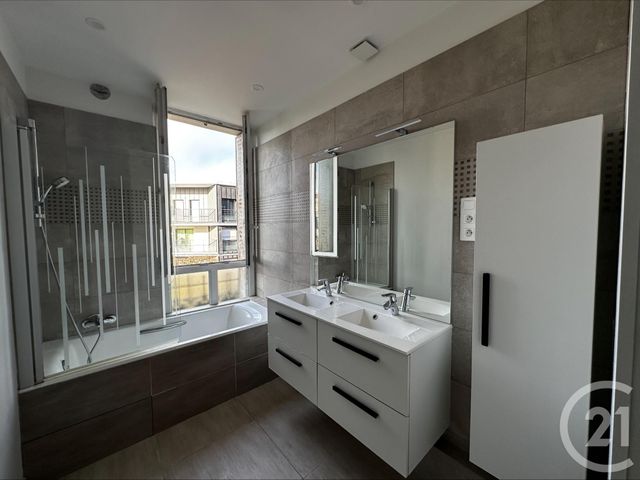 Appartement F5 à vendre - 5 pièces - 132,44 m2 - St Cloud - 92 - ILE-DE-FRANCE