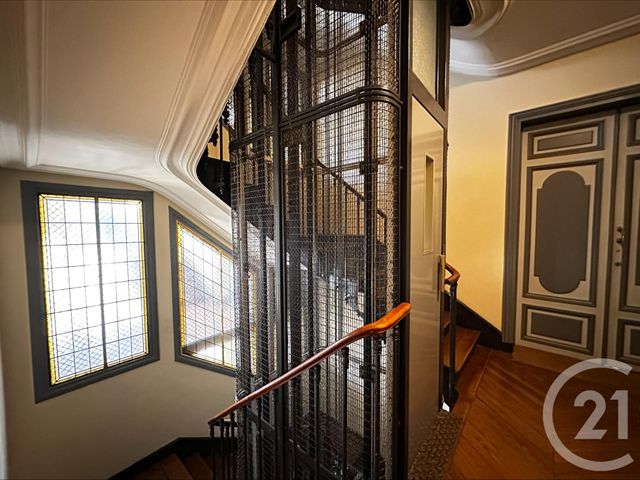 Appartement F5 à vendre - 5 pièces - 132,44 m2 - St Cloud - 92 - ILE-DE-FRANCE