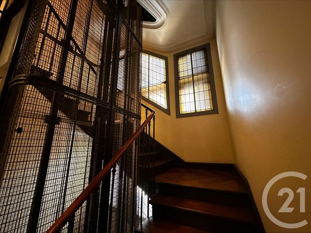 Appartement F5 à vendre - 5 pièces - 132,44 m2 - St Cloud - 92 - ILE-DE-FRANCE