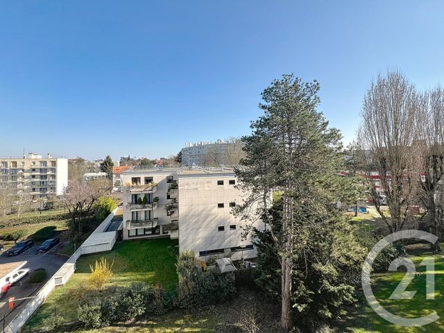 Appartement F5 à vendre - 5 pièces - 92,17 m2 - Garches - 92 - ILE-DE-FRANCE