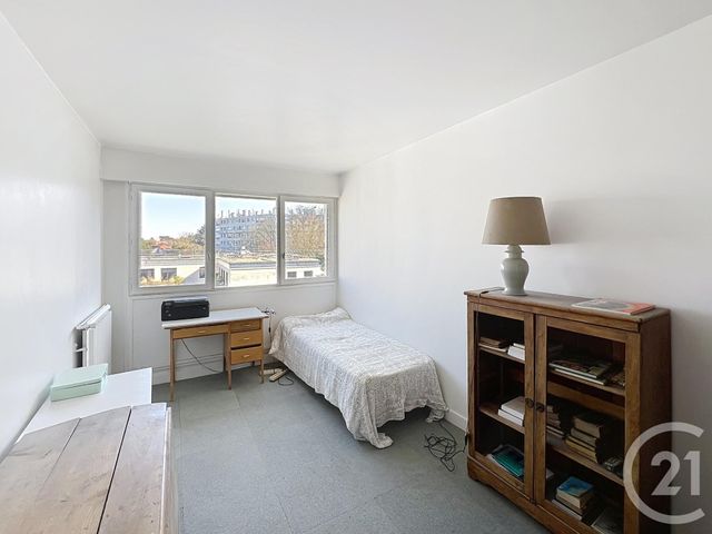 Appartement F5 à vendre - 5 pièces - 92,17 m2 - Garches - 92 - ILE-DE-FRANCE