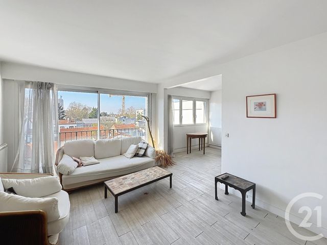 Appartement F5 à vendre - 5 pièces - 92,17 m2 - Garches - 92 - ILE-DE-FRANCE