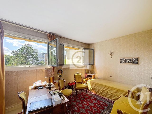 Appartement à vendre - 6 pièces - 166,77 m2 - St Cloud - 92 - ILE-DE-FRANCE