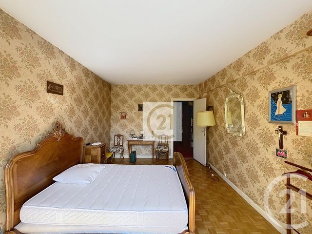 Appartement à vendre - 6 pièces - 166,77 m2 - St Cloud - 92 - ILE-DE-FRANCE