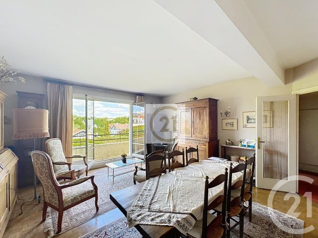 Appartement à vendre - 6 pièces - 166,77 m2 - St Cloud - 92 - ILE-DE-FRANCE