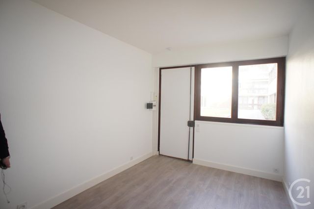 Appartement F1 à louer - 1 pièce - 17,92 m2 - Ville D Avray - 92 - ILE-DE-FRANCE