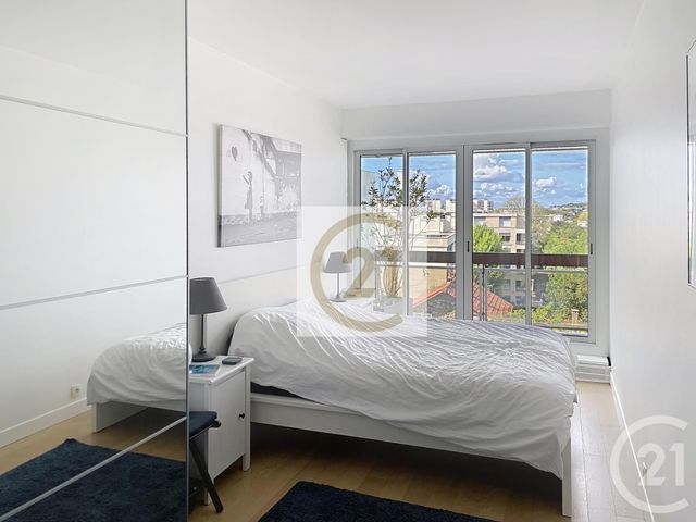 Appartement F2 à vendre - 2 pièces - 59,11 m2 - St Cloud - 92 - ILE-DE-FRANCE