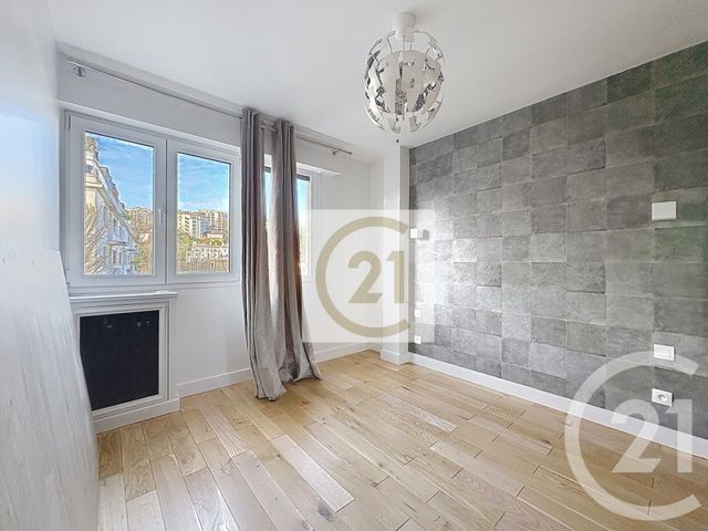 Appartement Duplex &agrave; vendre - 5 pi&egrave;ces - 96,31 m2 - St Cloud - 92 - ILE-DE-FRANCE