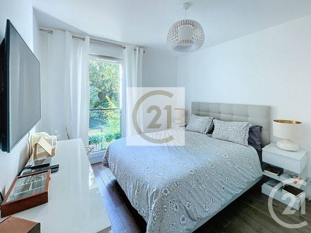 Appartement F3 à louer - 3 pièces - 68,08 m2 - St Cloud - 92 - ILE-DE-FRANCE