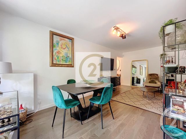 Appartement F3 à louer - 3 pièces - 68,08 m2 - St Cloud - 92 - ILE-DE-FRANCE