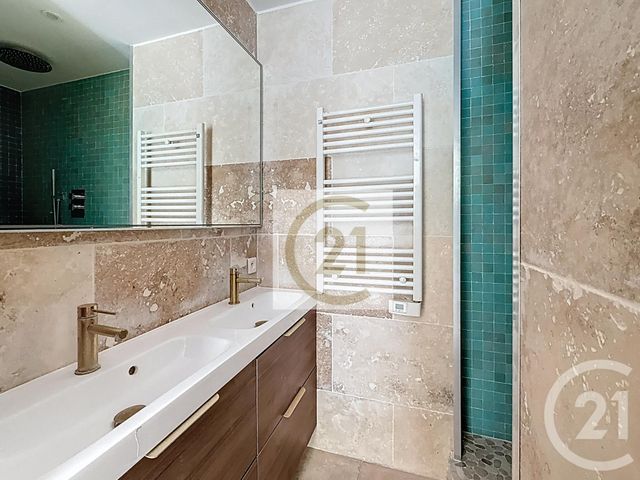 Appartement F6 à louer - 6 pièces - 140 m2 - St Cloud - 92 - ILE-DE-FRANCE