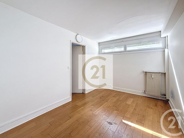 Appartement F6 à louer - 6 pièces - 140 m2 - St Cloud - 92 - ILE-DE-FRANCE