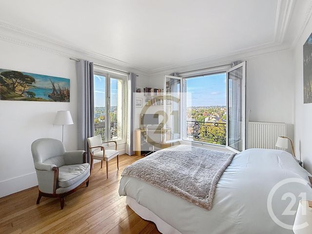 Appartement F5 &agrave; louer - 5 pi&egrave;ces - 103 m2 - St Cloud - 92 - ILE-DE-FRANCE