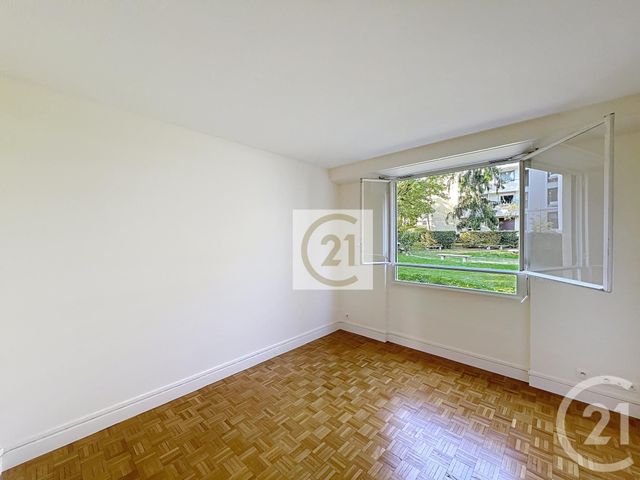 Appartement F5 à vendre - 5 pièces - 94 m2 - St Cloud - 92 - ILE-DE-FRANCE