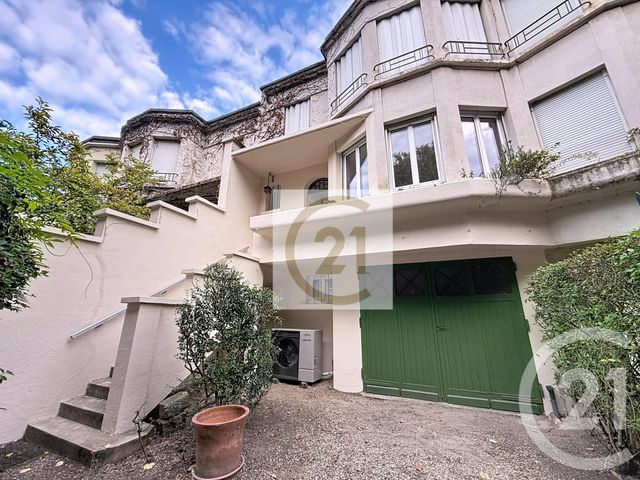 Maison &agrave; louer - 6 pi&egrave;ces - 111,86 m2 - St Cloud - 92 - ILE-DE-FRANCE