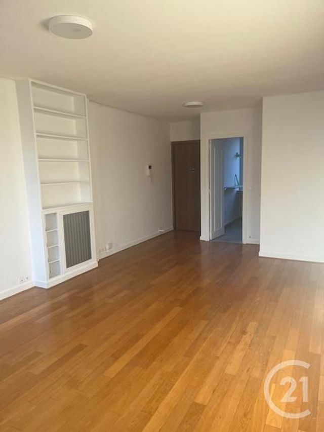 Appartement F2 &agrave; louer - 2 pi&egrave;ces - 50,05 m2 - St Cloud - 92 - ILE-DE-FRANCE