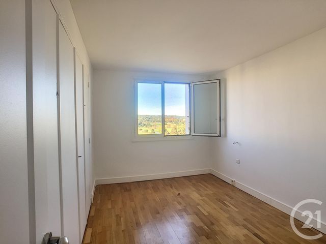 Appartement F3 à louer - 3 pièces - 68,83 m2 - St Cloud - 92 - ILE-DE-FRANCE
