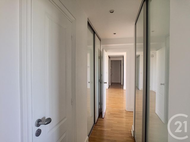 Appartement F3 à louer - 3 pièces - 68,83 m2 - St Cloud - 92 - ILE-DE-FRANCE