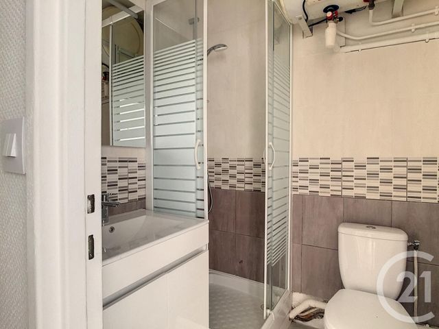 Appartement Studio à louer - 1 pièce - 20,30 m2 - Garches - 92 - ILE-DE-FRANCE