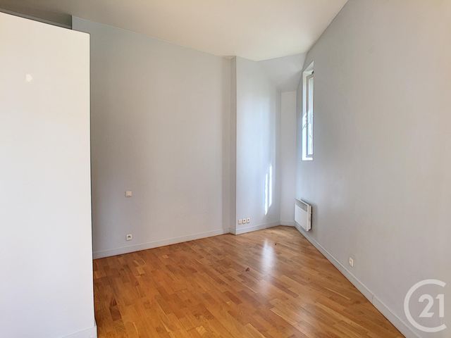 Appartement F1 à louer - 1 pièce - 37,17 m2 - St Cloud - 92 - ILE-DE-FRANCE