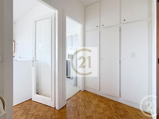 Appartement F1 &agrave; louer - 1 pi&egrave;ce - 33 m2 - St Cloud - 92 - ILE-DE-FRANCE