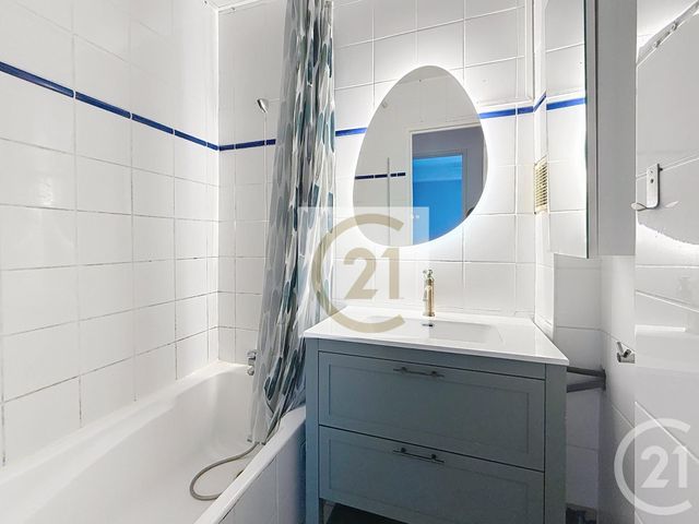 Appartement F3 à louer - 3 pièces - 60,04 m2 - St Cloud - 92 - ILE-DE-FRANCE