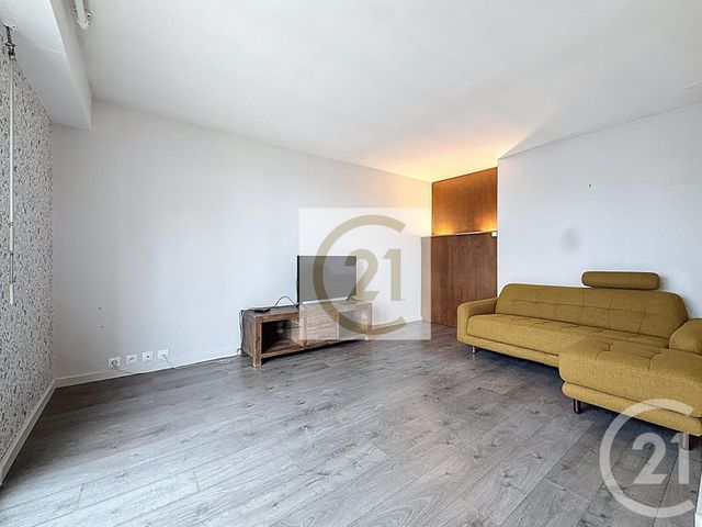 Appartement F3 à louer - 3 pièces - 60,04 m2 - St Cloud - 92 - ILE-DE-FRANCE