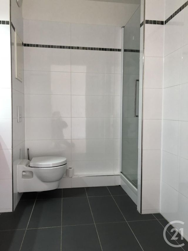 Appartement F2 &agrave; louer - 2 pi&egrave;ces - 42,50 m2 - St Cloud - 92 - ILE-DE-FRANCE